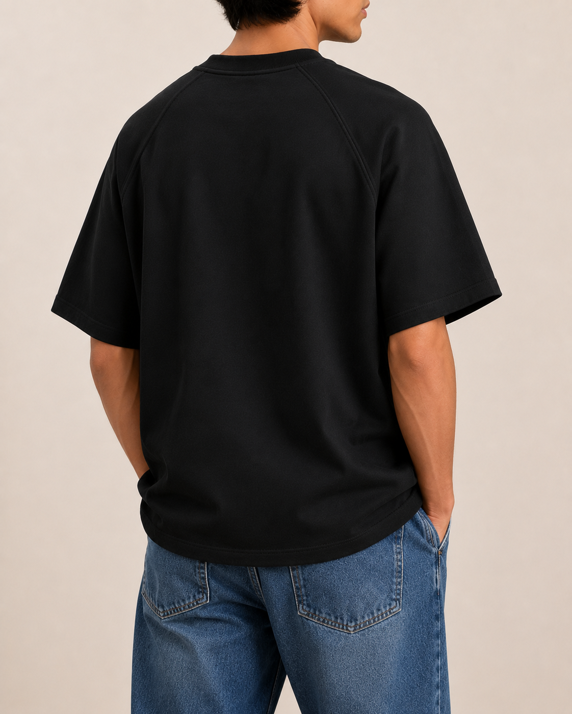 Standard Raglan T-Shirt - Black